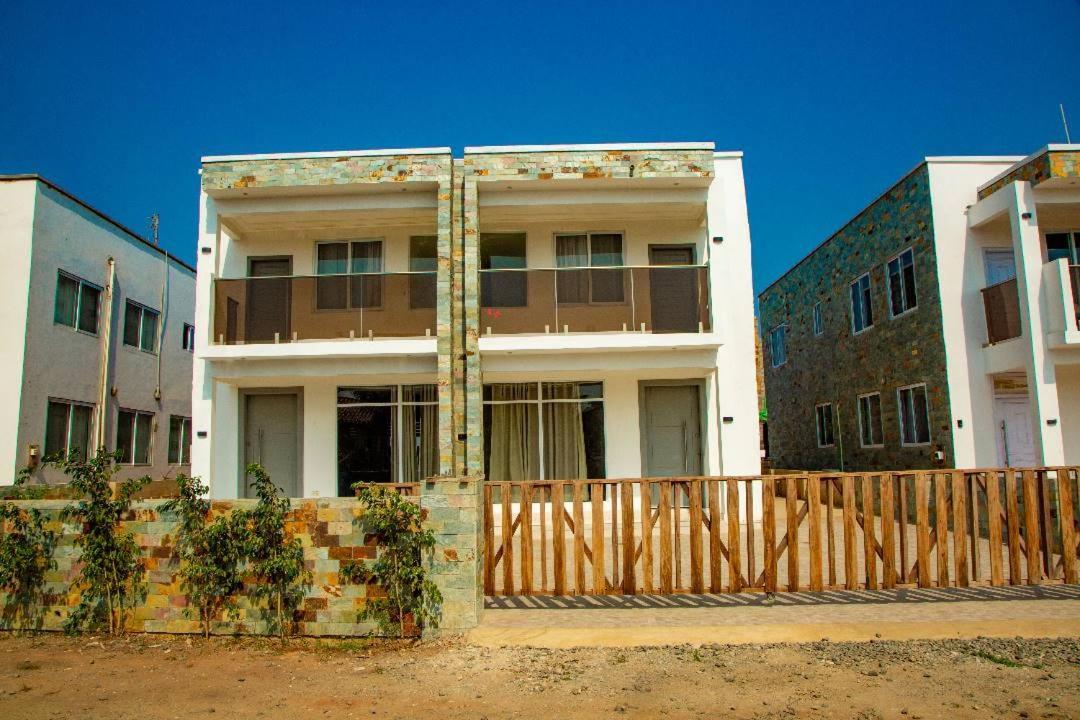 Ocean Green Beach Resort Prampram المظهر الخارجي الصورة