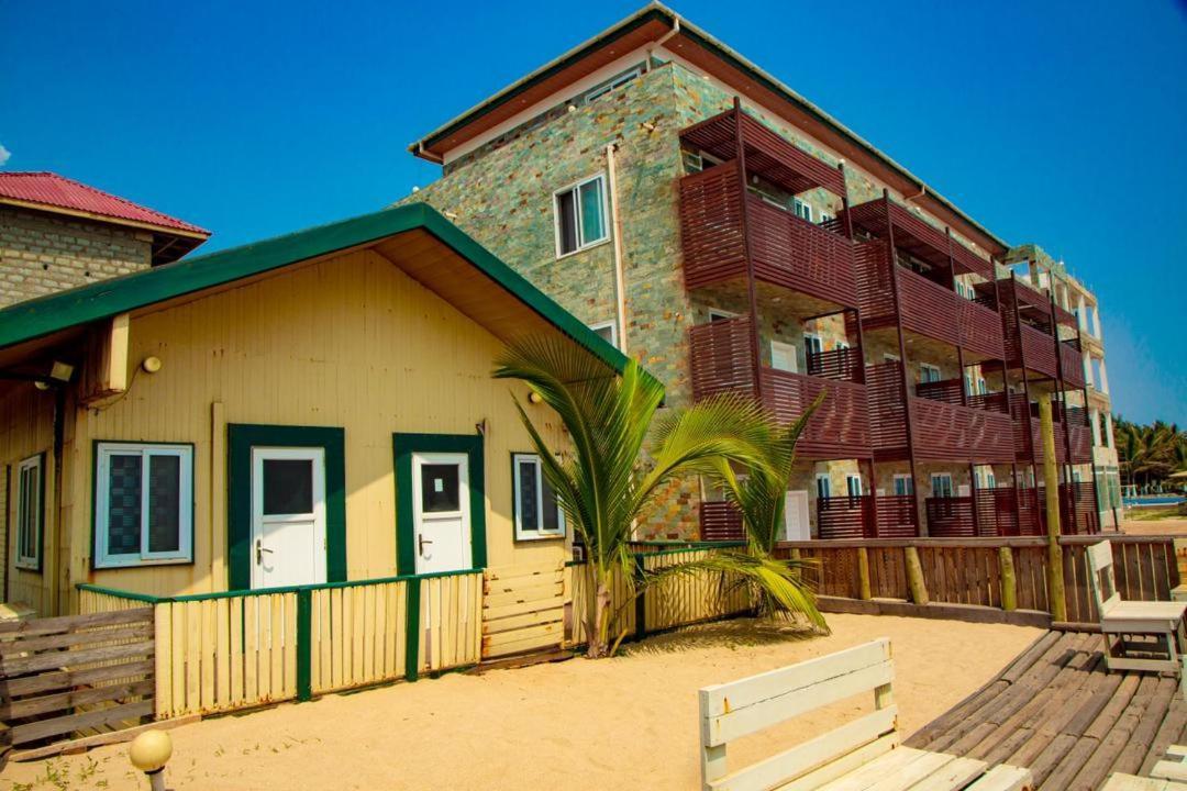 Ocean Green Beach Resort Prampram المظهر الخارجي الصورة